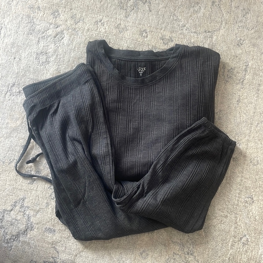 LOVE BY GAP Womens Size Small Charcoal Heather Lounge Set